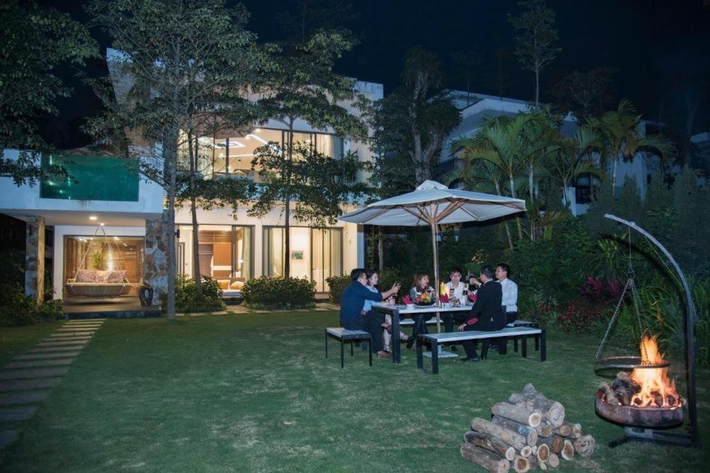 Flamingos Dai Lai Resort - Luxury 응꾸앙 외부 사진